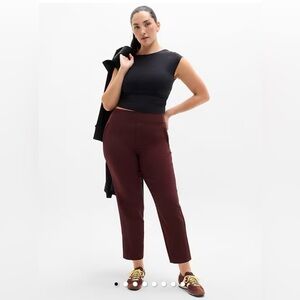 Athleta Endless High Rise Pant Size 6 Style 533636 Maroon Red tapered Stretch